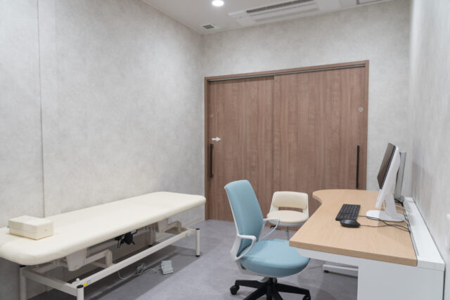 診察室1